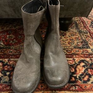 Clarks distressed combat boot